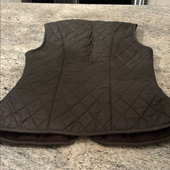 NWOT Barbour Quilted Vest - Olive - Picture 3 of 4